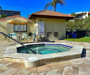 Photo 2 - Land's End 3-205 Bay Front - Premier