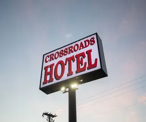 Photo 2 - Crossroads Hotel & Suites