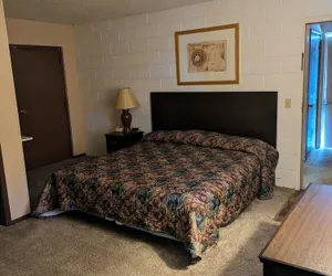 Photo 5 - Paradise Falls Motel &  Liquor LLC