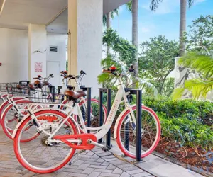 Photo 2 - Beachwalk Bliss Resort Amenities Gym Pool
