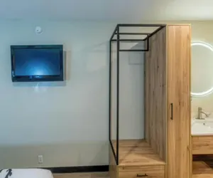 Photo 5 - Exclusivo Inn by OYO Grand Prairie, TX