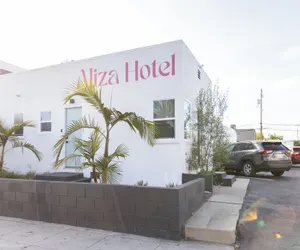 Photo 2 - Aliza Hotel