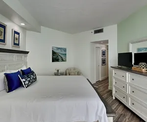 Photo 5 - Surfside #1610