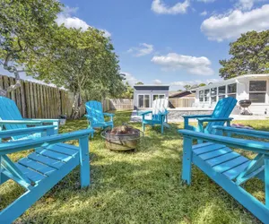 Photo 5 - Seaside Paradise - Pool Hottub Game Room