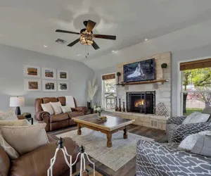 Photo 2 - Starlight Meadows 3 mi to Downtown W/hot tub