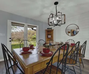 Photo 5 - Starlight Meadows 3 mi to Downtown W/hot tub