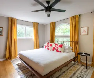 Photo 3 - Poconos Retreat A Vintage Gem