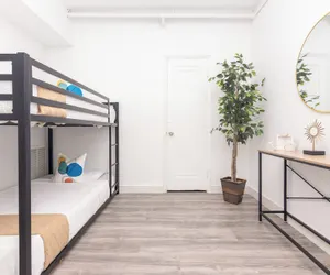 Photo 5 - West Deco Boutique Apartments
