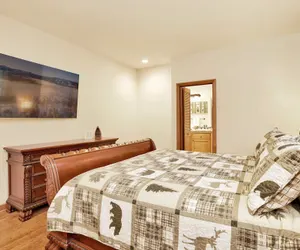 Photo 3 - THE SPA AT Winterset #2282