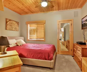 Photo 4 - Grand Forest Lodge #1884