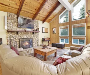 Photo 2 - The Cozy Cottage#2384