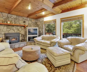 Photo 2 - Knickerbocker Retreat #2321