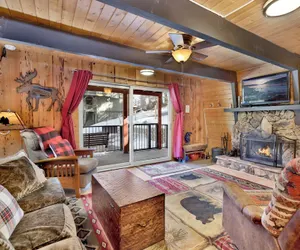 Photo 2 - Wolf Cub Cabin#1946