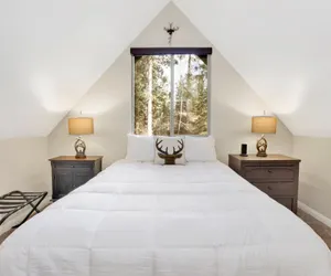 Photo 3 - THE Teddy Bear Chalet #2257