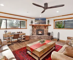 Photo 2 - Elmwood Place #2218