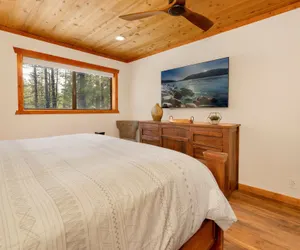 Photo 4 - Elmwood Place #2218