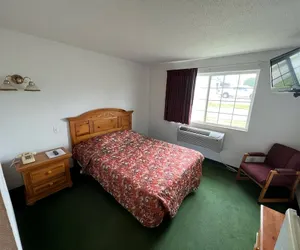 Photo 3 - Red Bud Country Inn