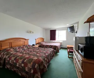 Photo 4 - Red Bud Country Inn