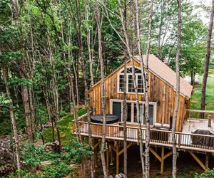 Photo 2 - Moonlight Treehouse-amazing Views Private hot tub