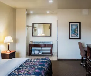 Photo 5 - Hiway Inn Express Of Coalgate