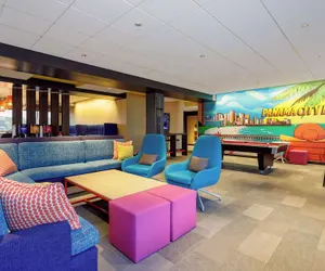 Photo 4 - Tru By Hilton Panama City Beach