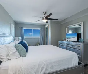 Photo 5 - Mariners Retreat High Rise Beach Living in Pcb!