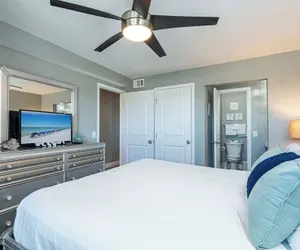 Photo 3 - Mariners Retreat High Rise Beach Living in Pcb!