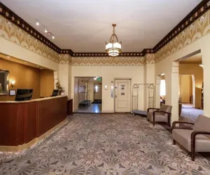 Photo 4 - The Baroness Hotel