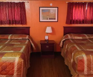 Photo 5 - Paul's Motel