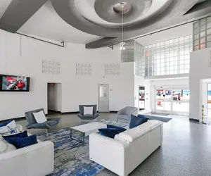 Photo 3 - Blue Sky Apartments Hollywood Beach