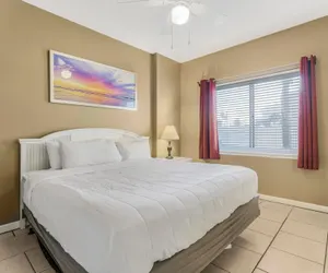 Photo 3 - Tradewinds 001