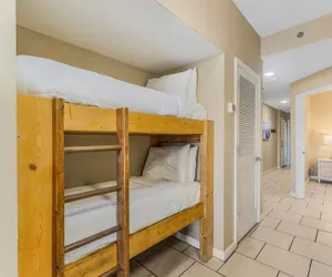 Photo 4 - Tradewinds 001