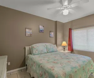 Photo 4 - Tradewinds 001