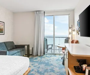 Photo 4 - Hampton Inn St Ignace Lakefront Mackinac