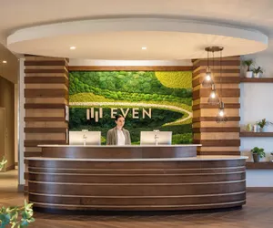 Photo 2 - EVEN Bozeman Yellowstone Intl Arpt by IHG