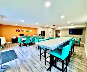 Photo 4 - Premier Extended Stay