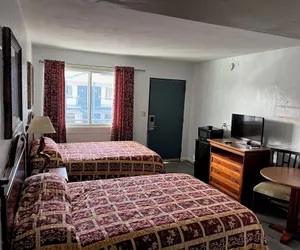Photo 5 - 8th Street Motel