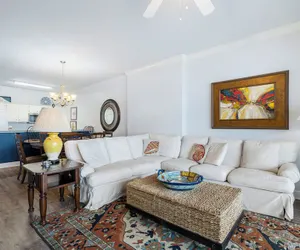 Photo 5 - Regency Isle 507
