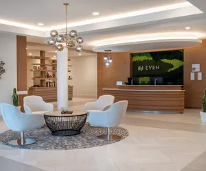 Photo 2 - EVEN Hotel Miami - Doral Area, by IHG