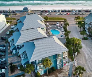 Photo 2 - 1br/1ba, A Minutes Walk From the Beach!