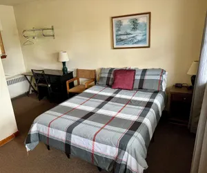Photo 3 - Napps Motel