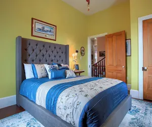 Photo 3 - Stuart Manor Bed and Breakfast