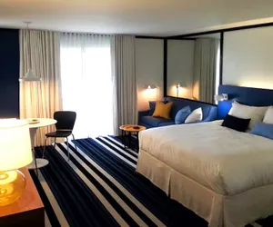 Photo 3 - Montauk Blue Hotel