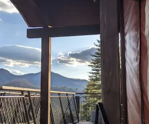 Photo 2 - Sky Ridge Yurts