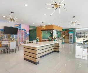 Photo 4 - Clarion Pointe