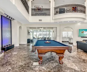 Photo 4 - Golden Globe - Luxury on the Canal With Pool spa