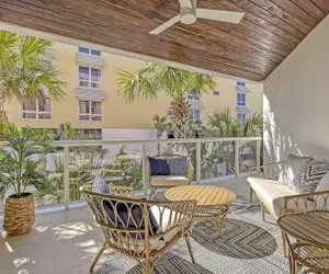 Photo 2 - Ten35 Seaside: South Water View - Residence 302