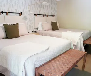 Photo 3 - Hickory Falls Inn