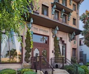 Photo 2 - The Nirvana Apartment Hotel