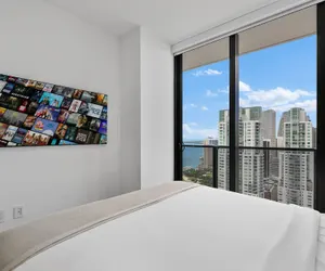 Photo 5 - Bayside Bliss Luxurious Miami Condo